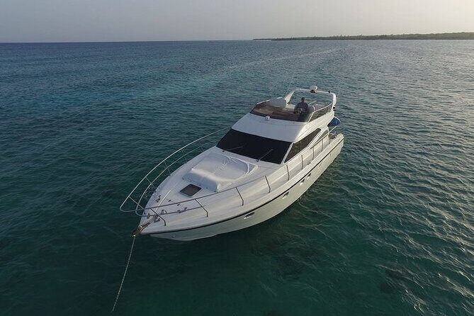 2 Hour Sunset - 47' Azimut, Tulum, Playa del Carmen, Riviera Maya - The itinerary at sea: what happens in those two hours
