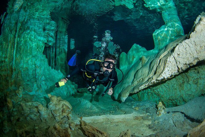 2 tanks Cenote Diving Adventure in Tulum for Certified Divers - A tiny group plan for Casa Cenote and Dos Ojos