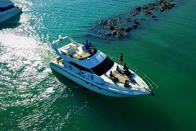 3 Hour Xpu-Ha - 47' Azimut, Tulum, Playa del Carmen, Riviera Maya - Value check: is $975 per group a good deal?