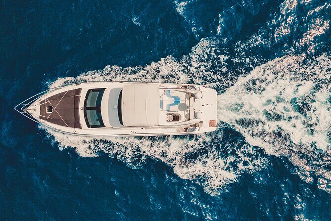 4 Hour 50' Azimut Yacht All-Inclusive in Tulum & Playa del Carmen - Quick takeaways
