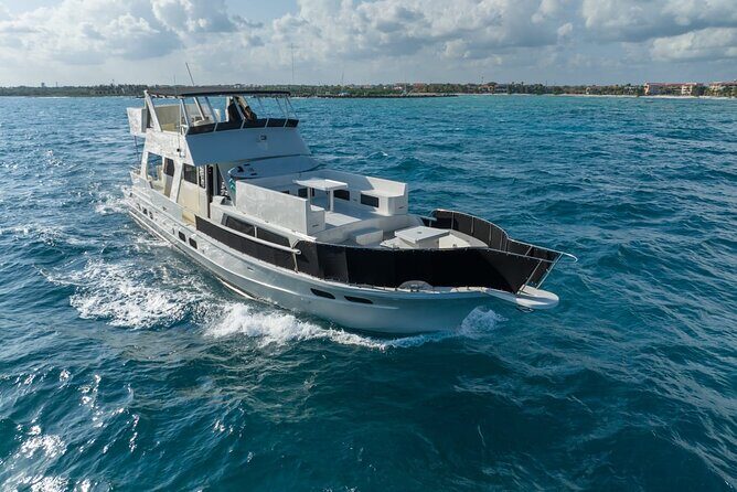 4 Hour - 72' Bruce Roberts, Tulum, Playa del Carmen, Riviera Maya - Included value: what you actually get for the money
