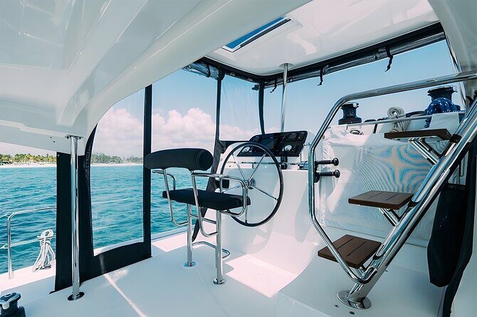 4 Hour Catamaran Experience in a Private 42' Lagoon - The private 42 Lagoon setup: why it feels different