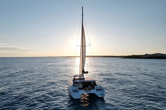 4 Hour Catamaran Experience in a Private 42' Lagoon - Where you’ll meet the crew (and why location matters)