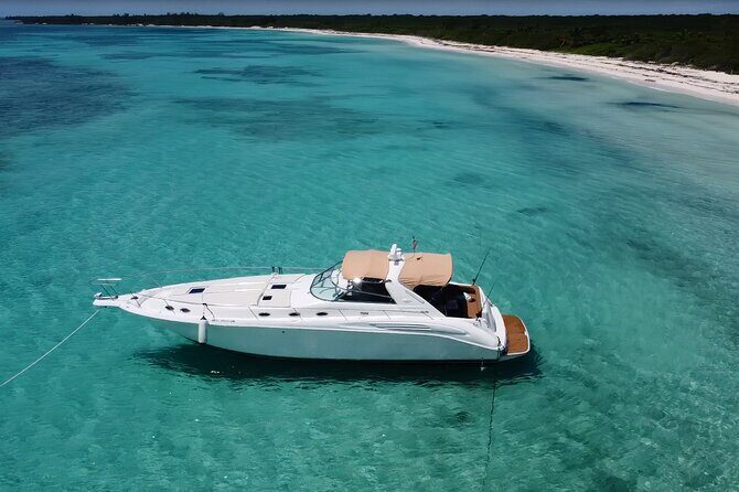 4 hours - Private 48ft Yacht all inclusive in Tulum and Playa del Carmen - All-Inclusive Drinks and Lunch: More Than Just Soda and Chips