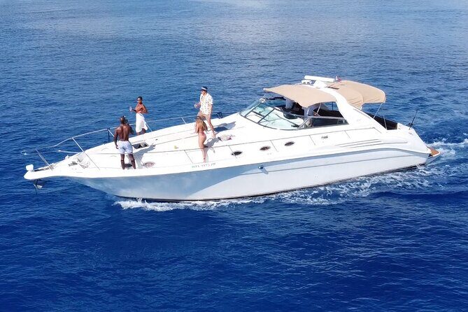 4 hours - Private 48ft Yacht all inclusive in Tulum and Playa del Carmen - Crew, Safety, and the Human Side of This Yacht Day