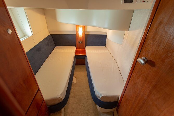 4H 42' Azimut Yacht All-Inclusive from Tulum & Playa del Carmen. - Crew Service: Attentive Help Without the Pushy Sales Energy