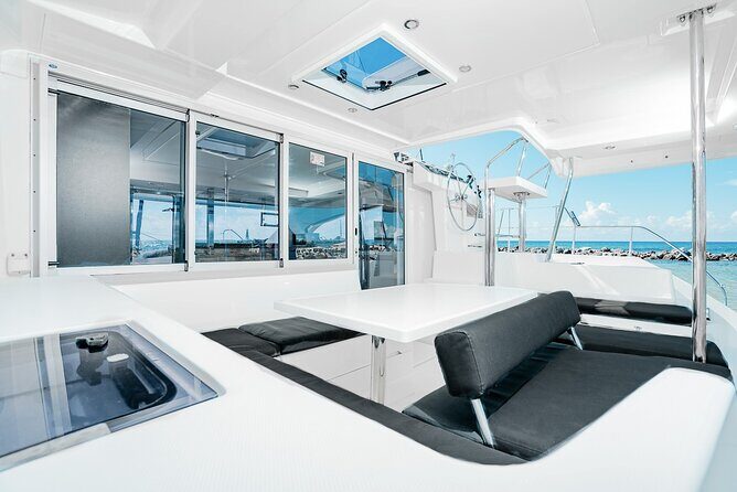 4H Lux 40' Catamaran All-Inclusive in Tulum and Playa del Carmen. - Getting There: The Real Logistics You’ll Want to Plan