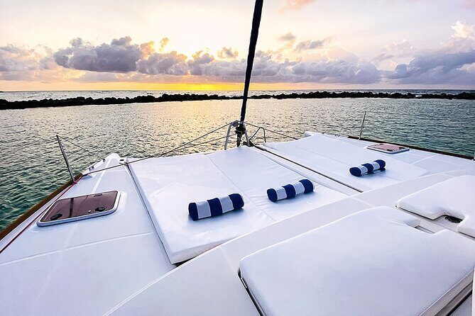 4H Private 38'Catamaran All-Inclusive in Tulum & Playa del Carmen - Open bar: what’s included and how to plan around it