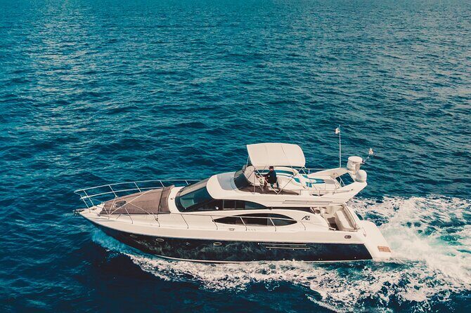 5H private 50' Yacht All-Inclusive from Tulum & Playa del Carmen - Food and Drinks: Fresh Ceviche, Snacks, and a Real Open Bar