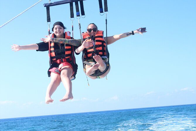 Best Parasailing Cozumel + Locker - The 250-Meter Rise: What the First Moments Feel Like