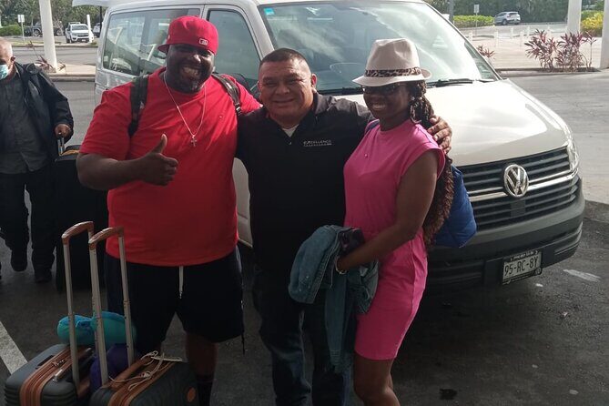 Cancun Airport to Playa del Carmen Roundtrip Private Transfer - Meeting your driver fast: the exact Cancún Airport handoff points