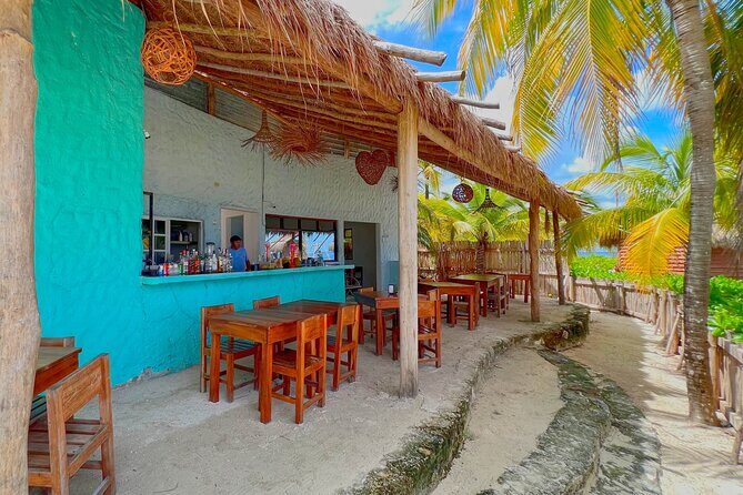 Chankanab Park Admission +Open bar +Lunch included +Snorkeling - Staff and Service: When Hosts Make the Day Feel Easy