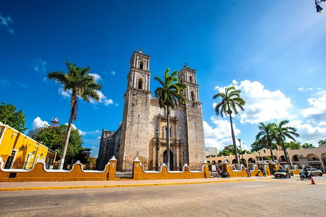 Chichén Itzá Ancestral Tour from Playa del Carmen with Cenote - Valladolid Magic Town: Cathedral Square for a Quick Reset