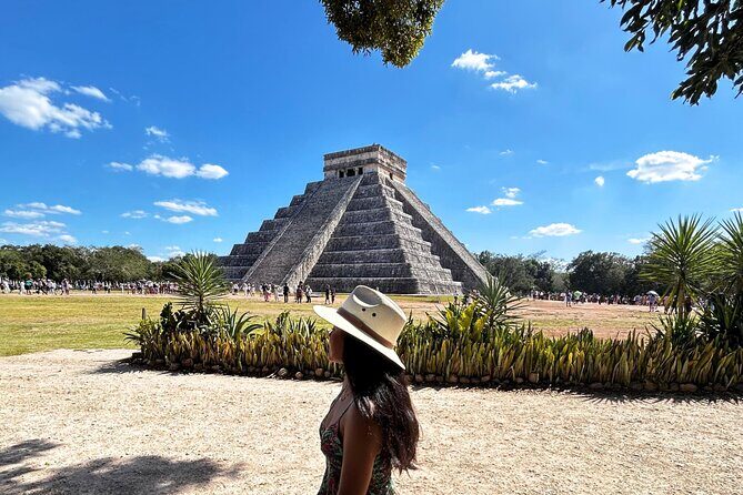 Chichen Itza Cenote and Valladolid in a Small Group - Chichén Itzá at 7:00 am: beating the heat with a timed plan