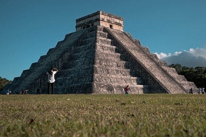 Chichén Itzá, Cenote and Valladolid with Lunch and transportation - Your day starts at 6:00 am in Playa del Carmen