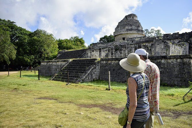 Chichen-itza & Cenote Private Tour - What your guide adds: the difference between a tour and a story