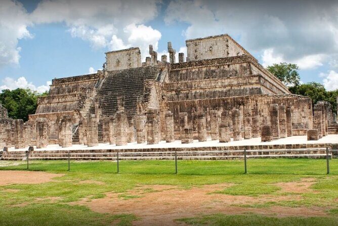 Chichen Itza Deluxe from Cancun to Playa del Carmen - Valladolid Panoramic View on the Way Back