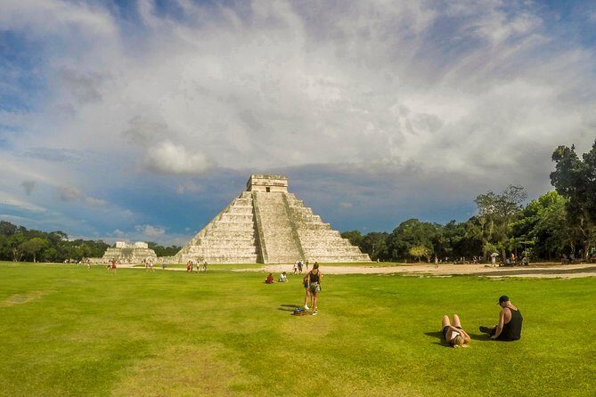 Chichen Itza & Ekbalam Tour From Playa del Carmen - Getting to Chichén Itzá without losing your whole morning