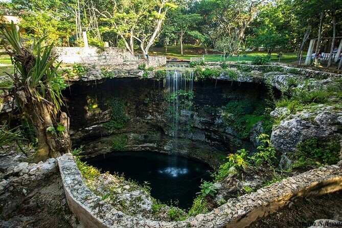 Chichen Itza & Ekbalam with Cenote swim from Playa del Carmen - Stop 1: Chichen Itza with a guide (and what you’ll want to catch)