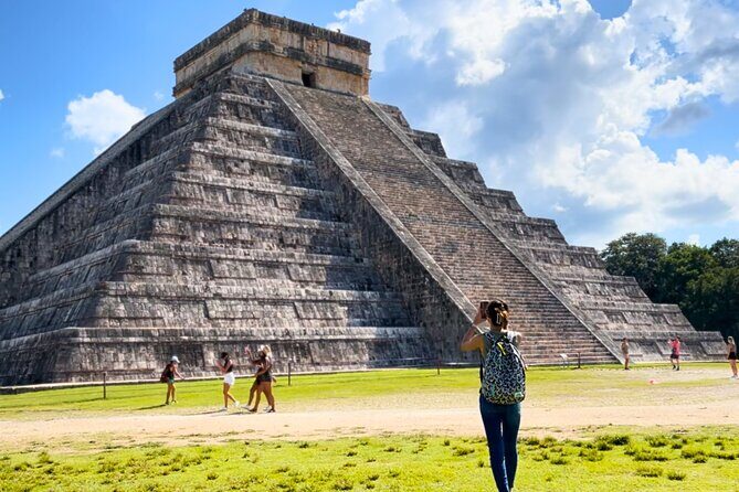 Chichen Itza Gastronomic, Valladolid and Cenote Extremo - What this tour feels like day-to-day