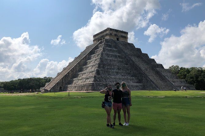 Chichen Itza Max - Ik Kil Cenote: The Swim, the Descent, and the Rules That Matter