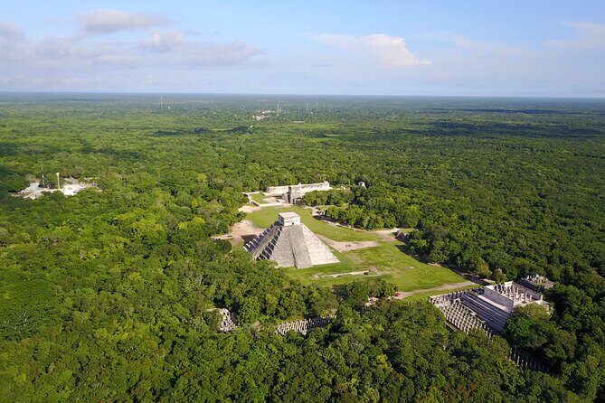 Chichen Itza Private Tour VIP - Pickup from Cancun, Tulum, and Riviera Maya: convenience that saves energy