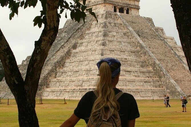 Chichen Itza, Yucatecan Buffet, Cenote Saamal and Valladolid - Chichén Itzá: Guided First Half, Free-Time Second Half