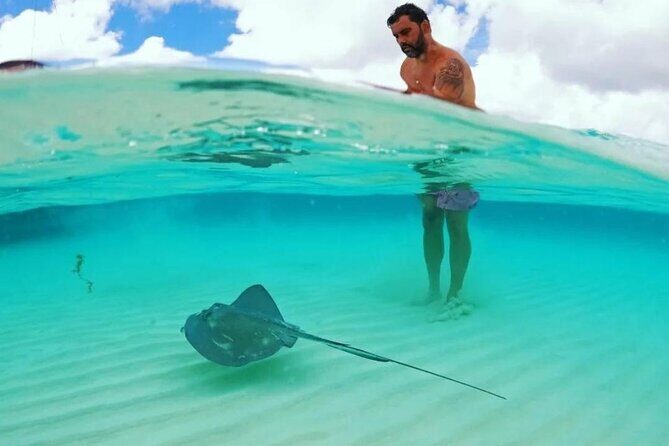 Cielito Cozumel: Mexican Caribbean Snorkeling Tour - Boat ride reality: motion, stairs, and small-boat physics