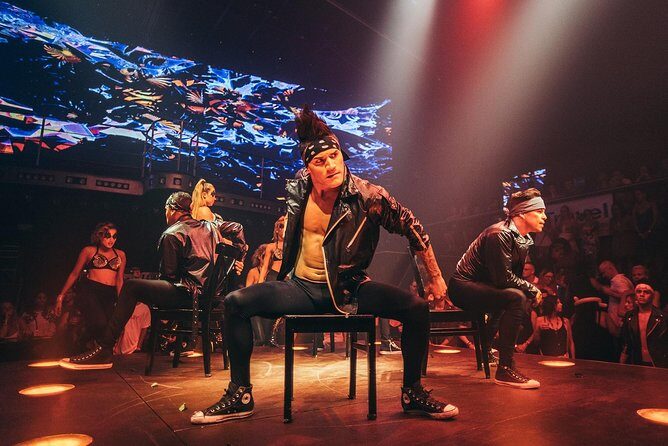 Coco Bongo Playa Del Carmen Gold Member VIP Night Out by After Dark - The crowd, the chair situation, and who will actually enjoy it