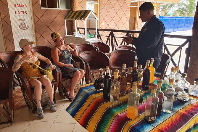 Cozumel 5-Hour Private Bar Crawl Tour - Lunch and what to eat during the crawl
