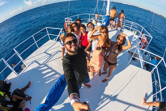 Cozumel Catamaran Snorkeling Tour & lunch® - How the crew timing and language affect your day