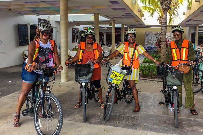 Cozumel: City Tour by E-bike - Stop 2: Mercado Municipal (where your stomach learns the island)