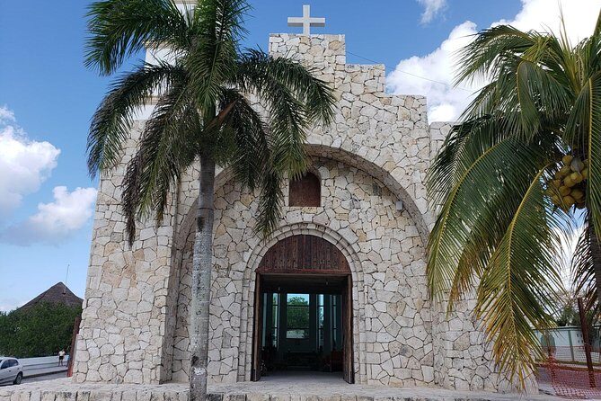 Cozumel Cultural Jeep Tour with Mayan Village and Mexican Lunch - WWII Air Base Stop: Planes, Mayan Replicas, and Quick History Lessons