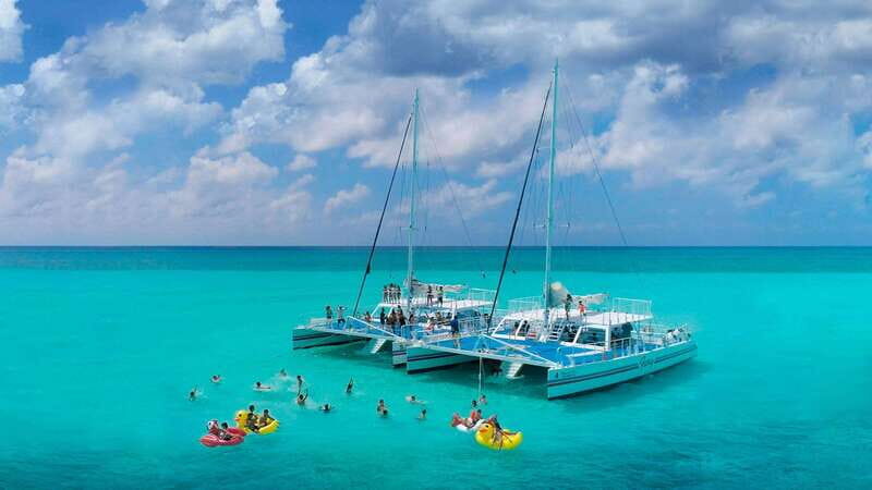 Cozumel: El Cielo, Palancar Reef, and Beach Party with Food - El Cielo Beach sandbar: starfish in the shallow, star-level calm