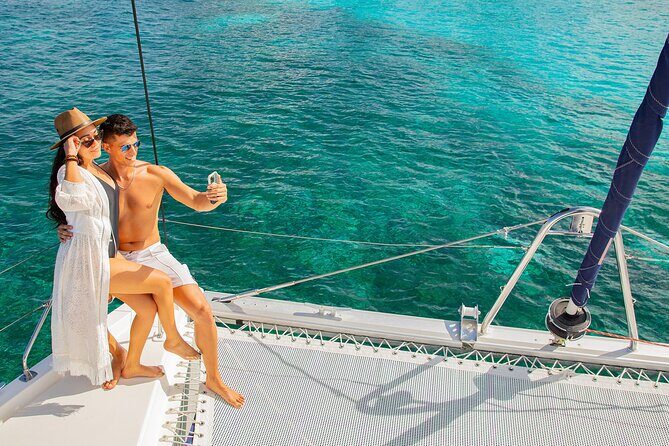 Cozumel Luxury Sailing & Snorkeling with Lunch and Open Bar Onboard - Paddleboards and anchor-time swimming: when you’ll actually enjoy the water