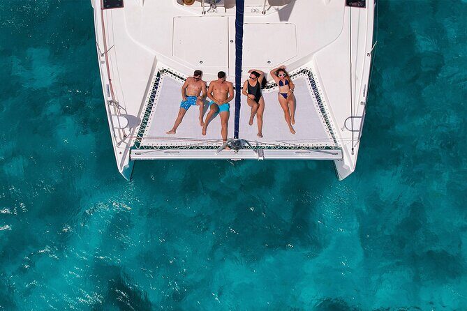 Cozumel Luxury Sailing & Snorkeling with Lunch and Open Bar Onboard - Getting back: end-of-tour flow and the “find your van” moment
