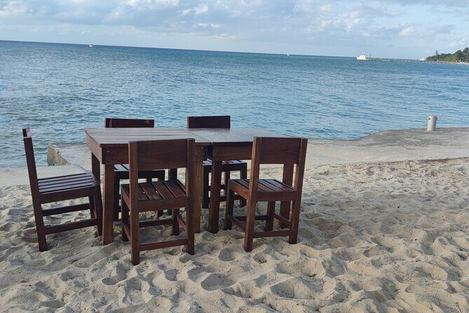 Cozumel Mayan Ruins and Beach Break - Included Drinks, Water, and the Lunch Reality (Bring Cash)