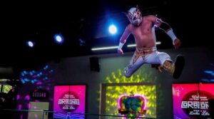 Cozumel: Mexican Lucha Libre Experience! Classic Package - The Welcome Margarita: A Small Inclusion That Changes the Mood