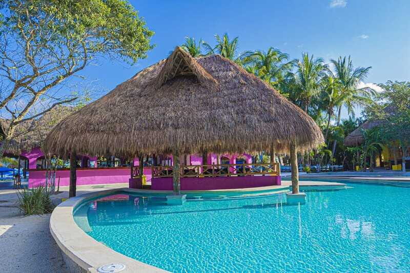 Cozumel Private Beach Pass: All Inclusive Beach Day - Lunch under palm trees and the open bar from 9:00 to 5:00