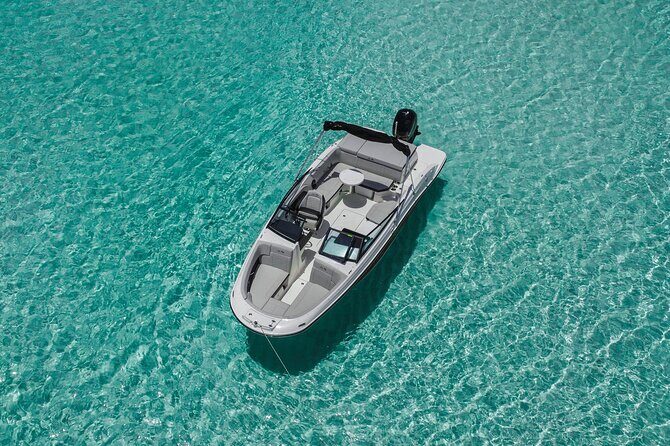 Deluxe Private Boats - 24 ft Sea Ray - Coral Reefs Monument Snorkeling with Crew Support