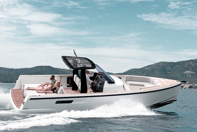 Deluxe Private Boats - 36 ft Fjord - Playa El Cielo: the best use of your 3 hours