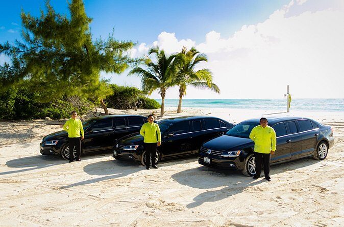 Departure by Luxury Sedan From Playa del Carmen to Cancun Airport - Small booking realities that can save your day