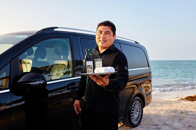 Departures in Mercedes Benz from Playa del Carmen to Cancun Airport - Who Should Book This Private Mercedes Transfer