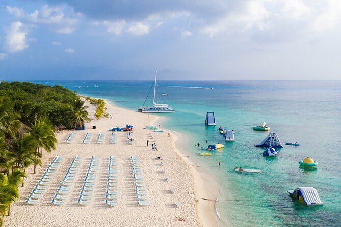 El Cielo, Palancar Snorkel & Beach Party Experience - Cielo Beach Party Setup: Lunch, Open Bar, and Water Toys