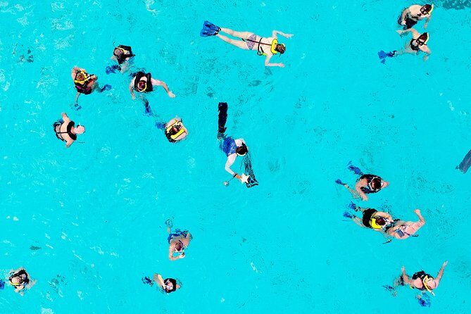 El Cielo Snorkel by Private Boat - Boat Comfort and Crew Support That Makes Snorkeling Easier