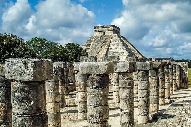 Full Day Guided Tour Chichen Itza + Cenote + Valladolid + Lunch! - Chichen Itza with a certified guide, plus umbrellas and free time