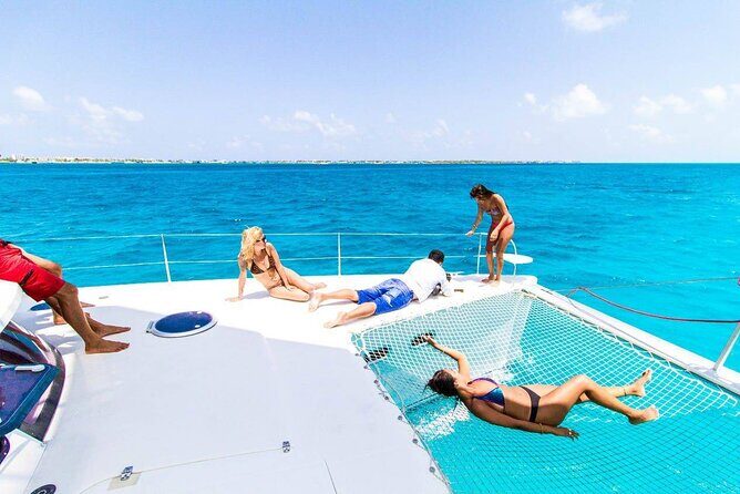 Full Experience Isla Mujeres: Food aboard + Premium drinks + Snorkel + Free time - Transfers and timing: why pickup chaos is the main complaint