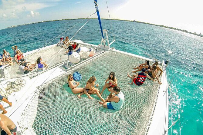 Full Experience Isla Mujeres: Food aboard + Premium drinks + Snorkel + Free time - Price and value: $115 that can be a deal or a trap