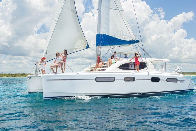 Half-Day Luxury Sailing Experience in Tulum with Open Bar - Comfort, Music, and the Realities of a Group Sail
