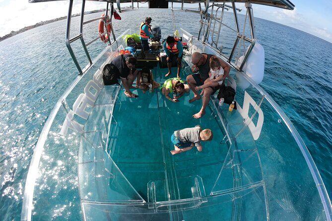 Invisible Boat Snorkeling Tour - Meeting point and pickup: how to avoid the two-pier problem